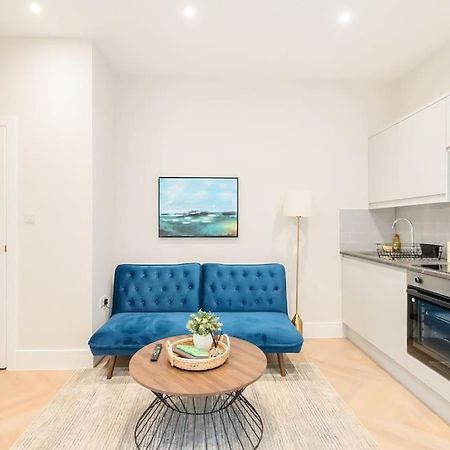 The Solo Haven 20 Min To Central London Exterior foto